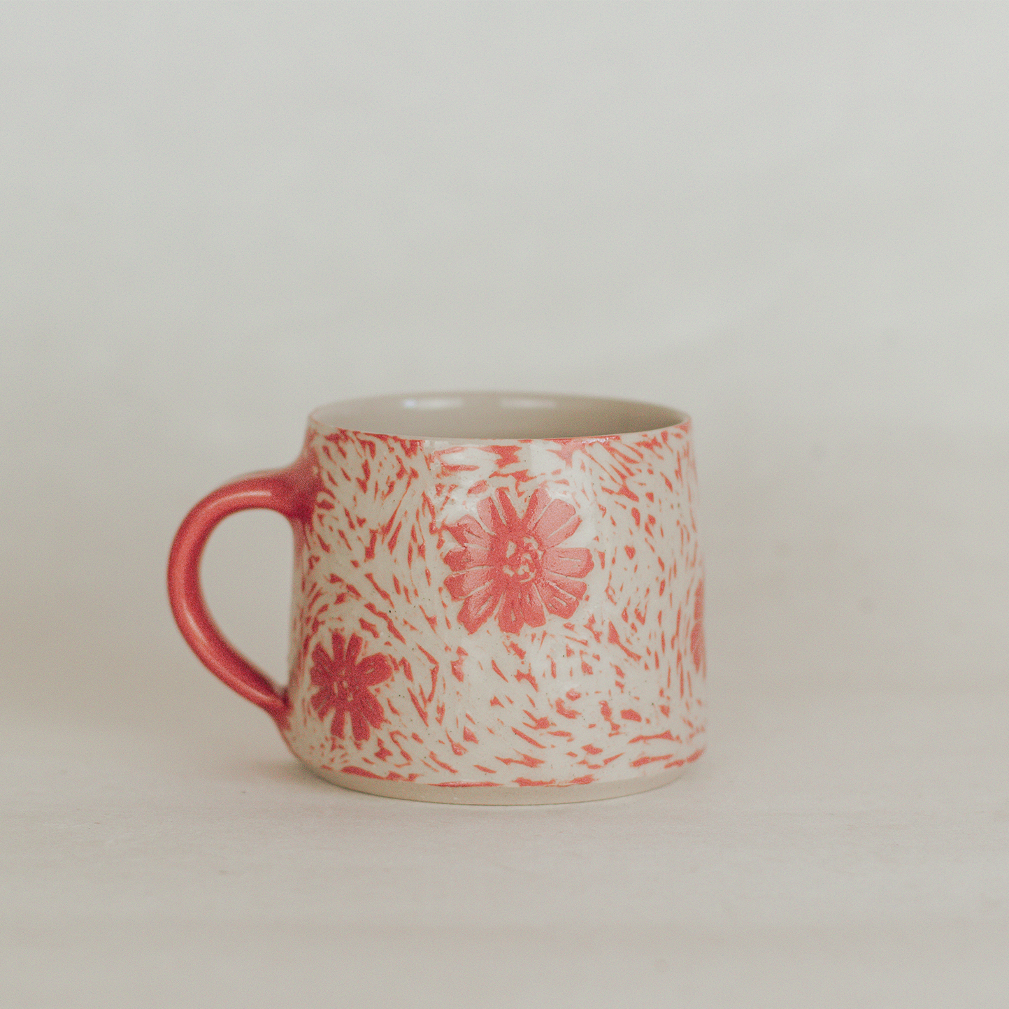 Blush Daisy Mug