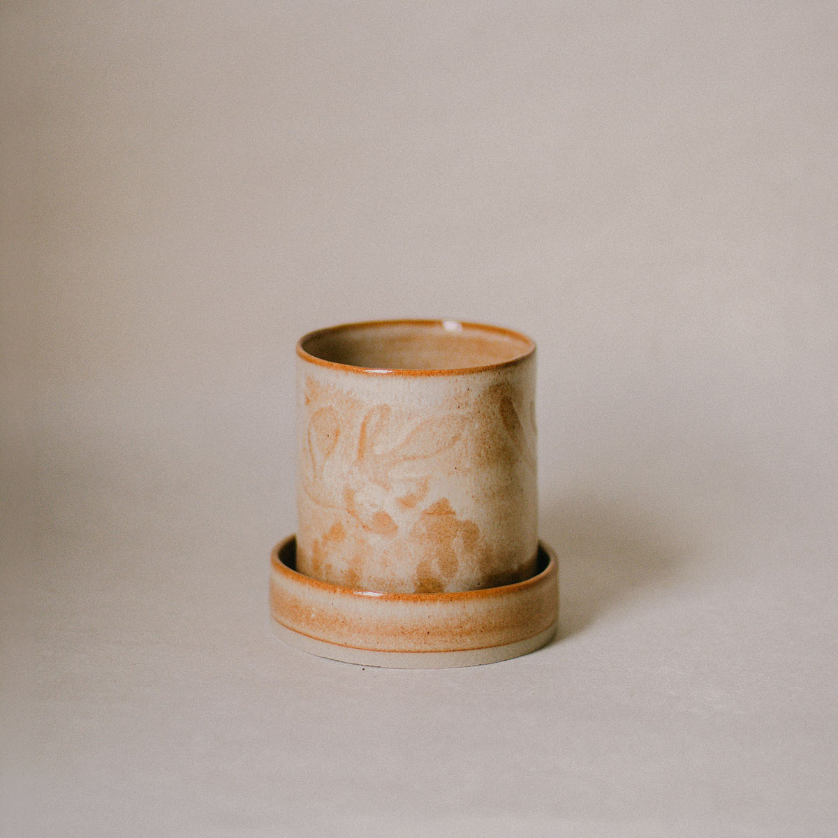 Speckled Ochre Embossed Vine Plant Pot Set