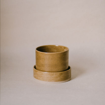 Brown Speckled Ceramic Planter and Dish Set