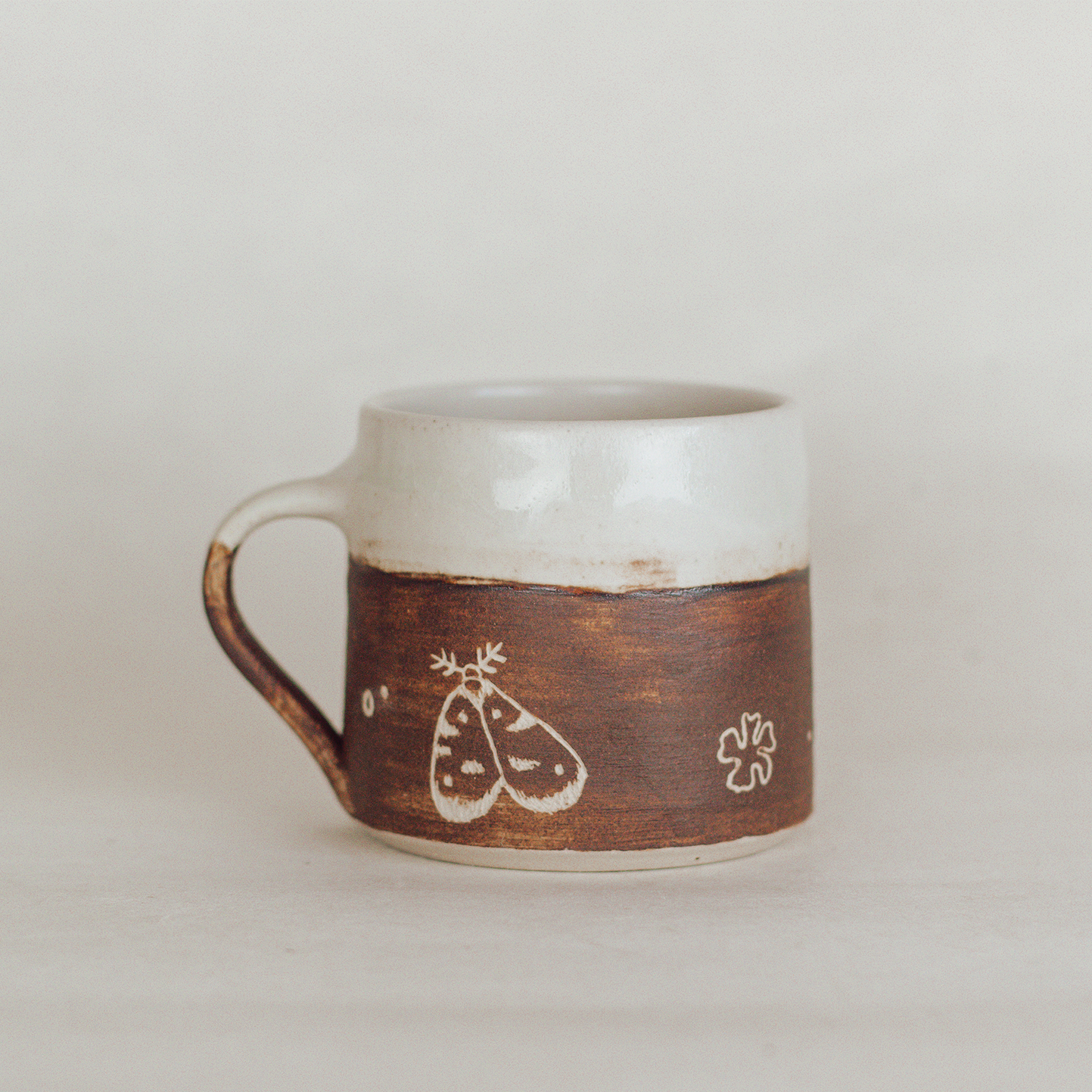 Chestnut Moth Mug