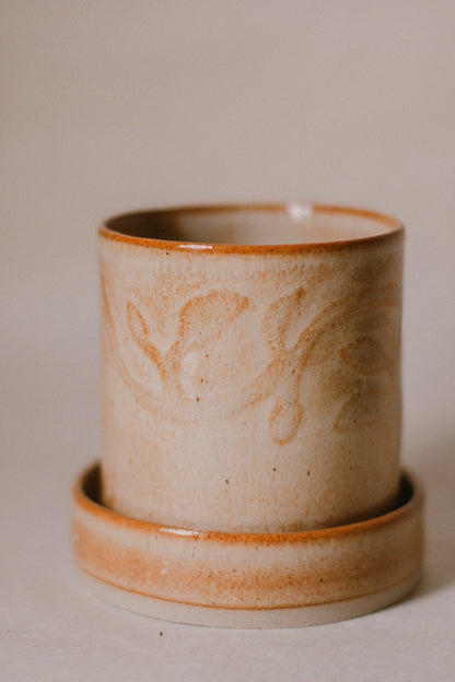 Speckled Ochre Embossed Vine Plant Pot Set
